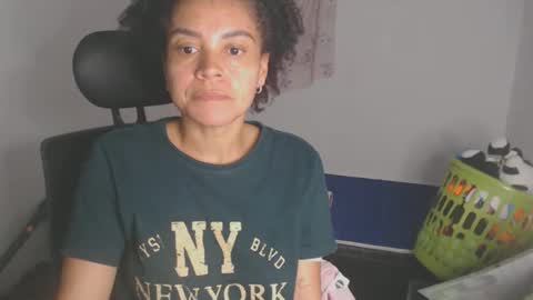 Shayna online show from December 20, 2:29 am