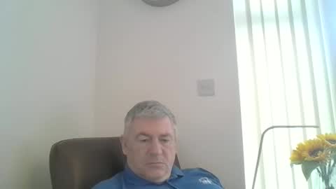 she52 online show from January 15, 9:02 am