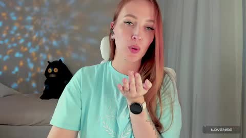 she_wolf1 online show from April 25, 8:38 am