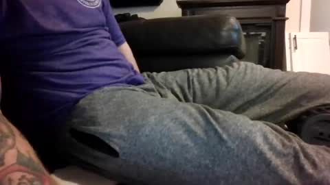 sheepydoggy45 online show from August 4, 1:12 am