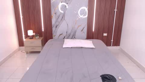 shena_nomy1 online show from December 13, 8:26 pm