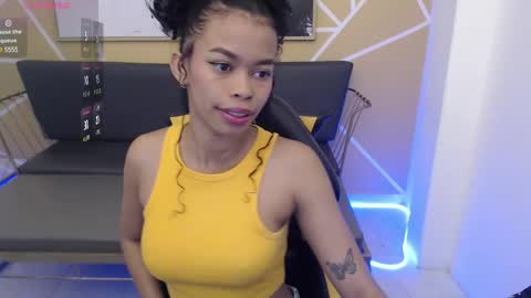 Shenna online show from March 12, 1:08 pm