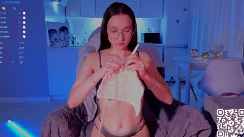 Sheyli online show from December 4, 7:50 pm