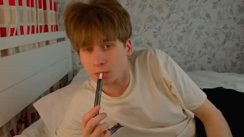 Nenedent online show from April 4, 11:23 pm