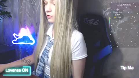 Victoria online show from June 27, 9:48 am