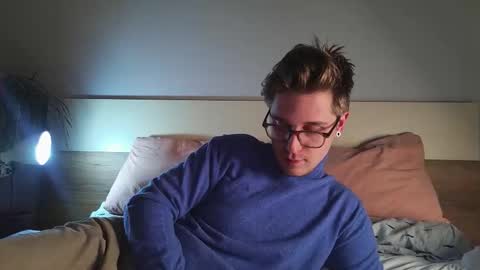 Matthew online show from January 14, 8:17 pm