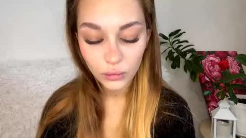 Joli online show from April 21, 3:57 am