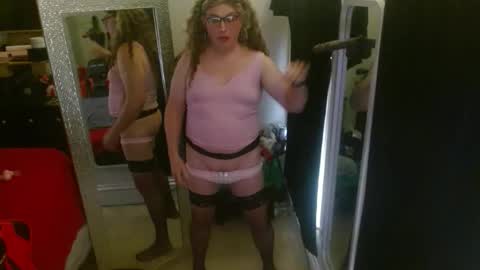 sarah online show from March 19, 7:19 pm