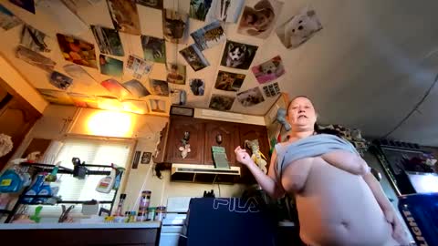 shorty920505 online show from September 29, 10:20 pm