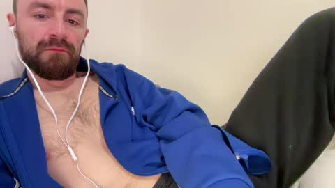 show_jizzness online show from February 17, 11:22 pm