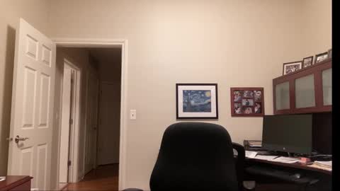 Chicago Guy online show from September 25, 3:13 am