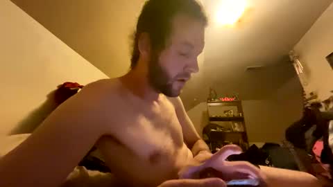 showmewe online show from April 28, 2:27 am