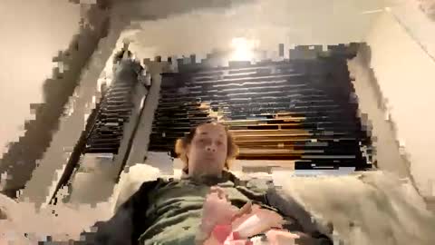 shred4dayz420 online show from May 3, 8:31 am