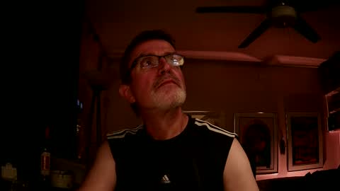 shrewtamer online show from September 22, 1:42 am