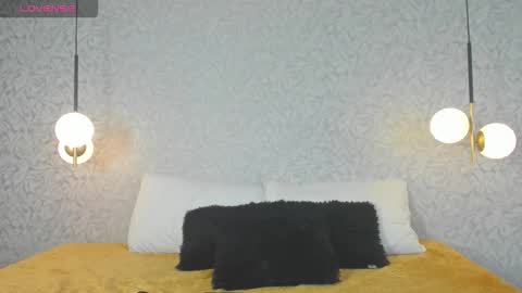 ZUMY ANGELS online show from November 26, 5:26 am