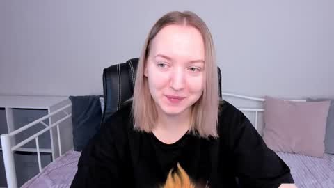 Anna online show from March 6, 5:35 am