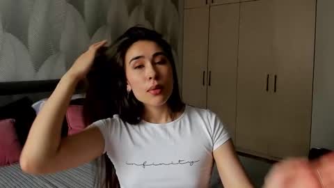 Mika online show from March 22, 4:05 am