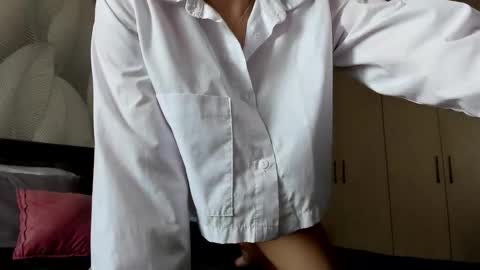 Mika online show from February 26, 4:27 am