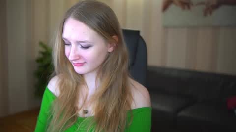 miss sexopathic online show from March 12, 10:48 am
