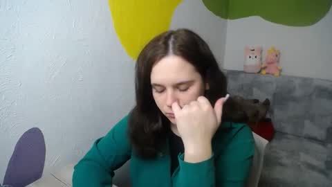 shy_lil online show from November 13, 2:09 pm