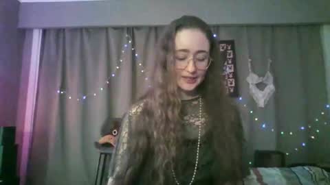 Shy Night Bat online show from April 10, 8:35 pm