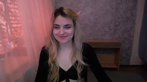 shy_sabrina_ online show from February 26, 11:11 am