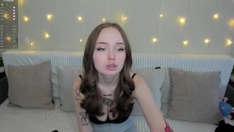 Melissa online show from February 22, 1:14 pm