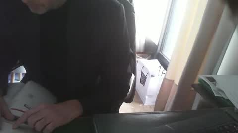 shyfrenchcock online show from February 19, 8:02 am