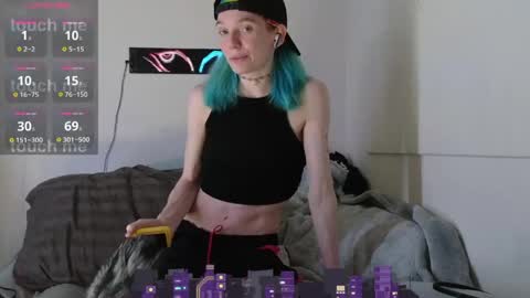 Hippie online show from June 6, 10:26 pm