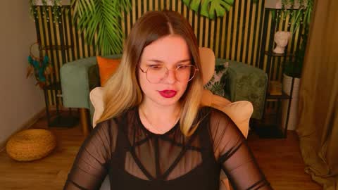 shyprincess_kelly online show from April 4, 2:02 pm
