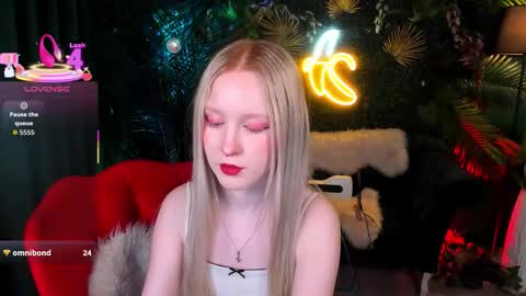 Sia online show from February 26, 6:22 pm