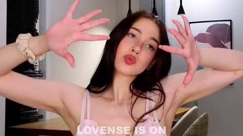 Eva  online show from February 11, 11:03 am