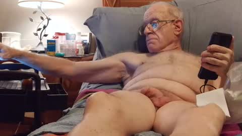 silverdaddyxxx online show from July 19, 9:45 am