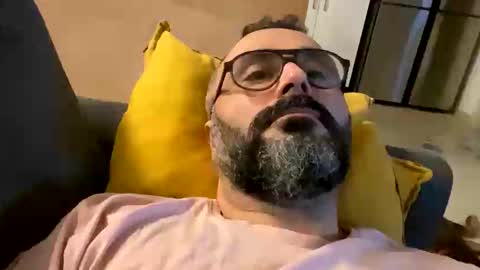 Si online show from February 6, 9:06 pm