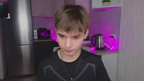 Alex online show from April 12, 11:36 am