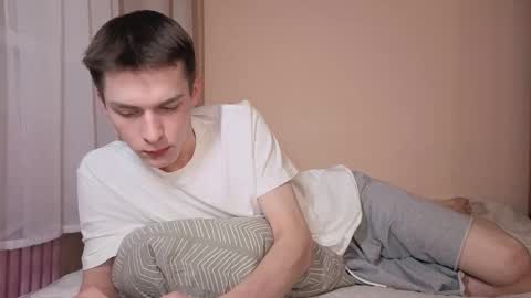 Simon online show from January 6, 7:51 pm