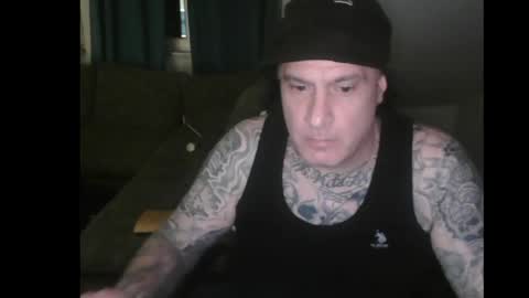 sinalco1975 online show from April 18, 1:29 am