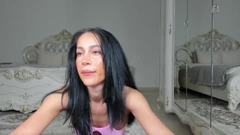 C online show from April 6, 9:49 pm