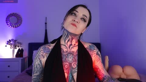 Snapshot of sindeleros chatting on January 20, 1:32 pm Ms. Sindel online show from January 20, 1:32 pm