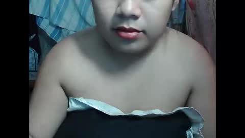 singleheart05 online show from May 27, 1:12 am