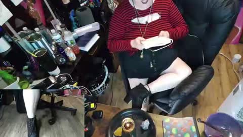 Sinstress hemlock online show from June 11, 2:53 am
