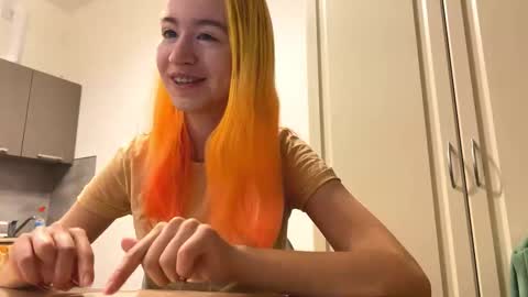 Emily online show from March 7, 4:01 am