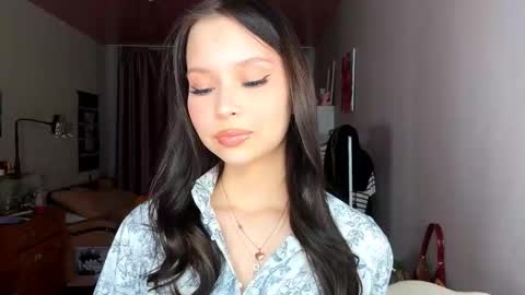 Emma online show from November 17, 11:02 am