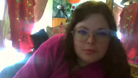 Siofra online show from September 20, 6:33 pm