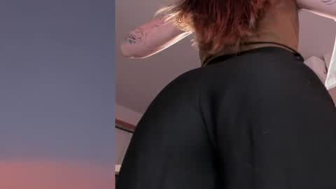 Siouxsie online show from June 10, 10:58 am