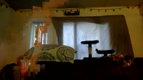 sirpoundcakes online show from June 21, 3:46 am