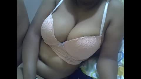 brown online show from January 18, 9:40 am