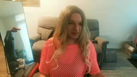 Sissy Bex online show from June 18, 11:37 am