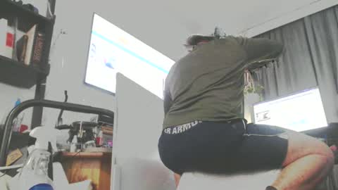 RESPONDS WELL TO ... online show from November 23, 1:25 am