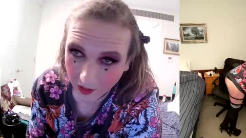 SissyCDMish online show from December 16, 3:29 pm